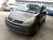 Toyota Sienna 2005 Gray for sale