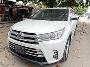 Toyota Highlander 2017 White for sale