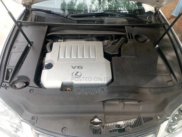 Lexus ES 2012 White