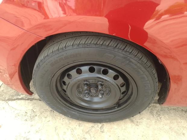 Toyota Yaris 2010 Red