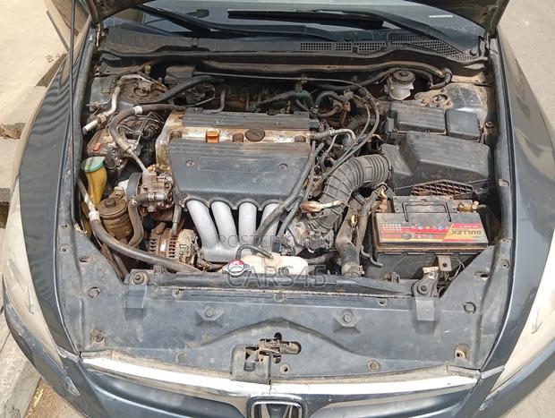 Honda Accord 2006 Gray