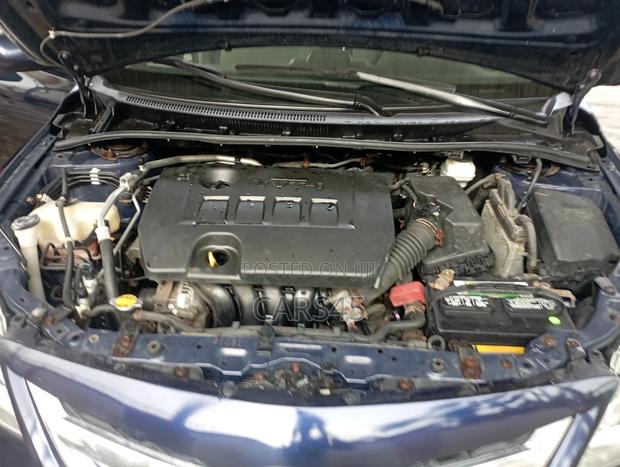 Toyota Corolla 2013 Blue