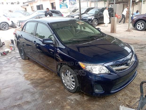 Toyota Corolla 2013 Blue