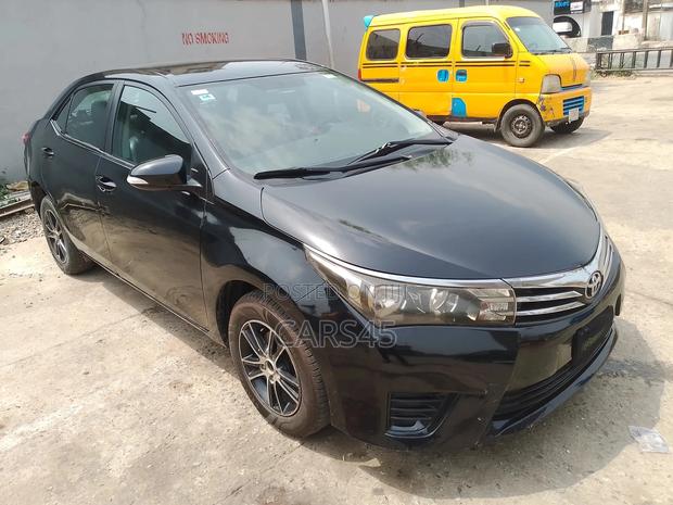 Toyota Corolla 2014 Black