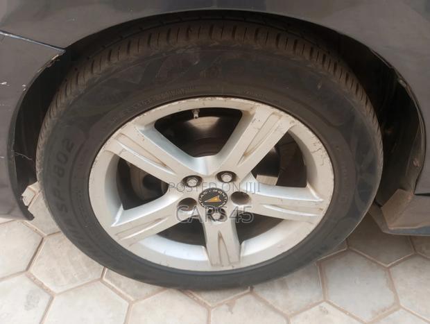 Pontiac Vibe 2008 Gray