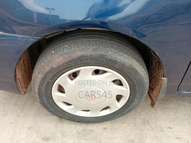 Toyota Corolla 2004 Blue