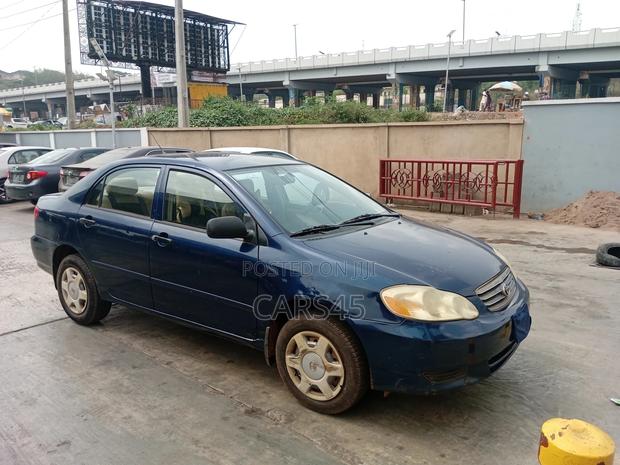 Toyota Corolla 2004 Blue