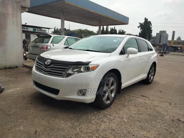 Toyota Venza 2011 White