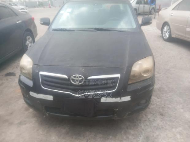 Toyota Avensis 2006 Black