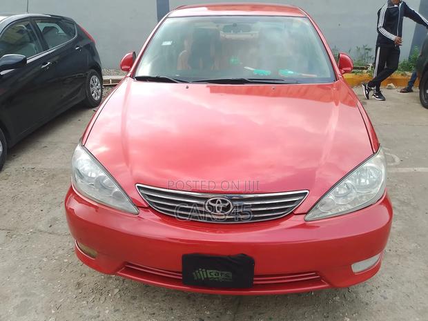 Toyota Camry 2004 Red