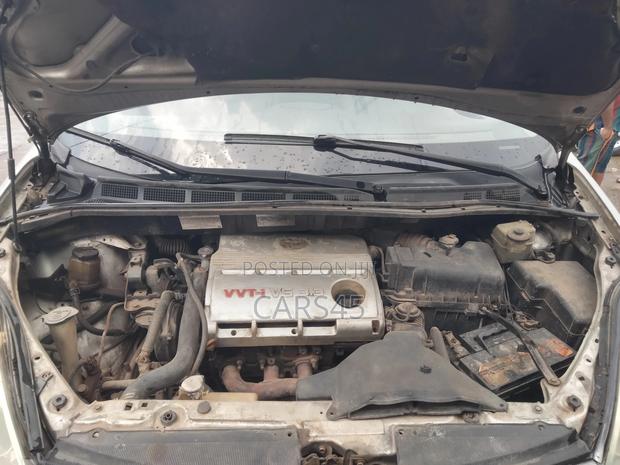 Toyota Sienna 2006 Silver