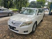 Toyota Camry 2011 White for sale