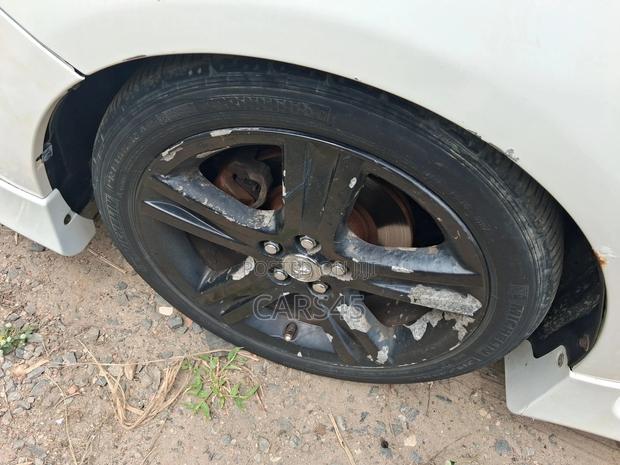 Toyota Corolla 2009 White