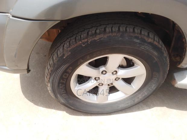 Toyota Tundra 2010 Gray