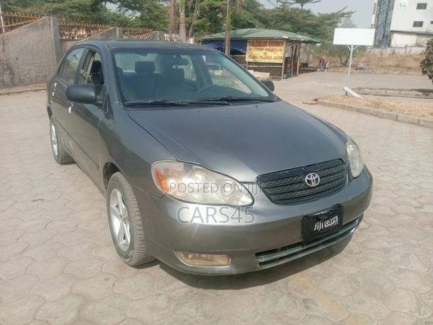 Toyota Corolla 2003 Gray