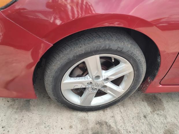 Toyota Camry 2014 Red