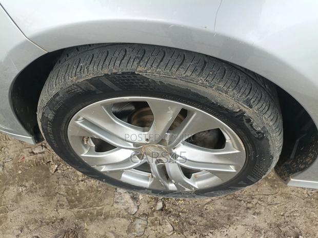 Mercedes-Benz E350 2010 Silver