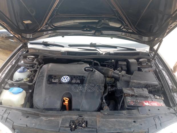 Volkswagen Golf 2000 Black