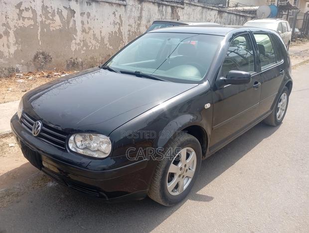 Volkswagen Golf 2000 Black