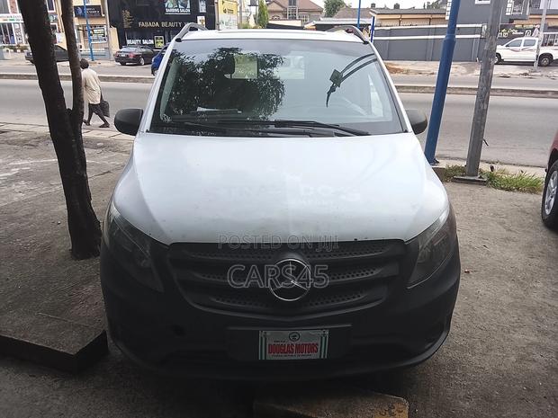 Mercedes-Benz Metris 2.0 FWD 2017 White