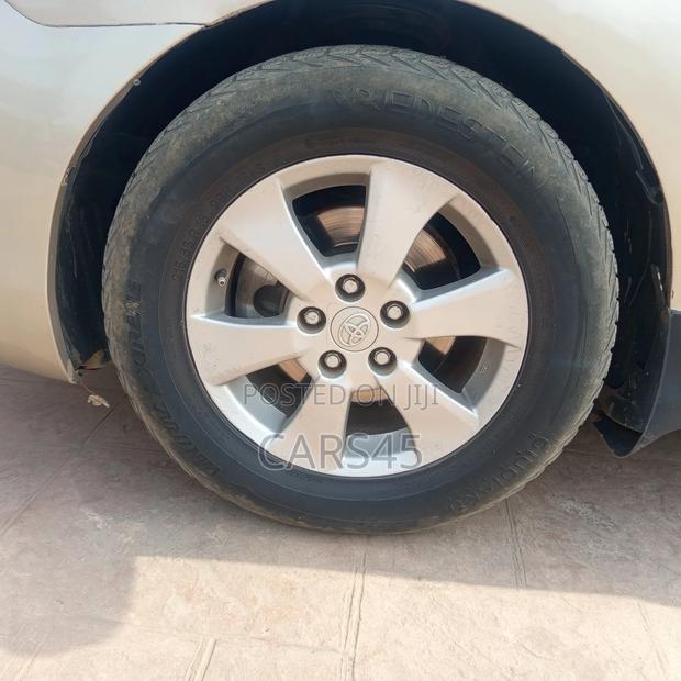 Toyota Camry 2007 Gold