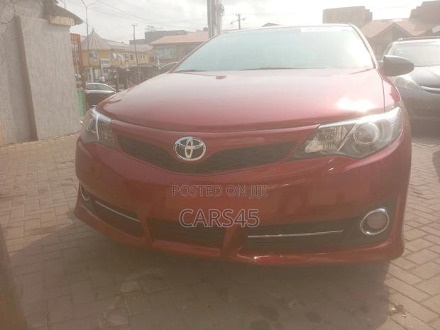 Toyota Camry XLE V6 4dr Sedan (3.5L 6cyl 6A) 2012 Red