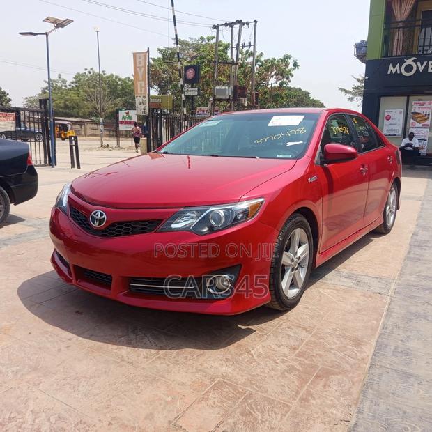 Toyota Camry 2013 Red
