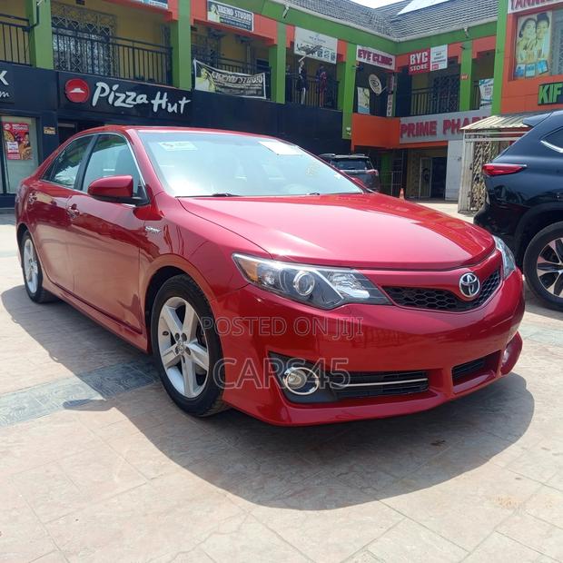 Toyota Camry 2013 Red