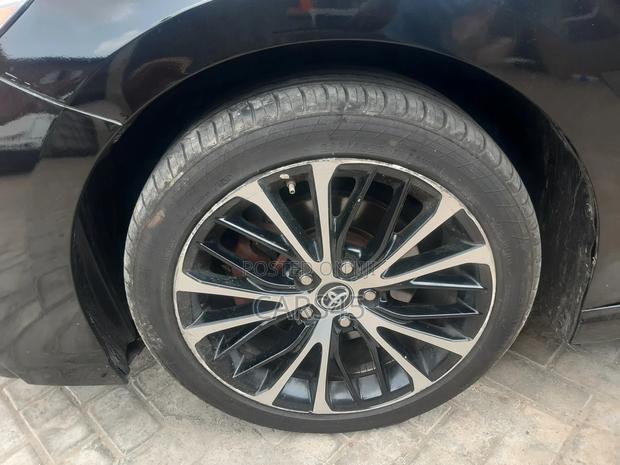 Toyota Camry 2019 Black
