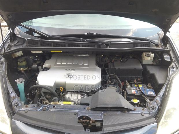 Toyota Sienna CE 2009 Gray