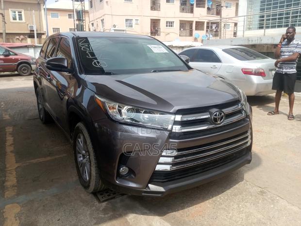 Toyota Highlander 2015 Gray