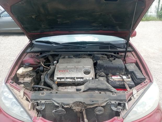 Toyota Camry 2005 Red