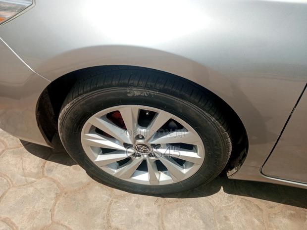 Toyota Camry 2015 Silver