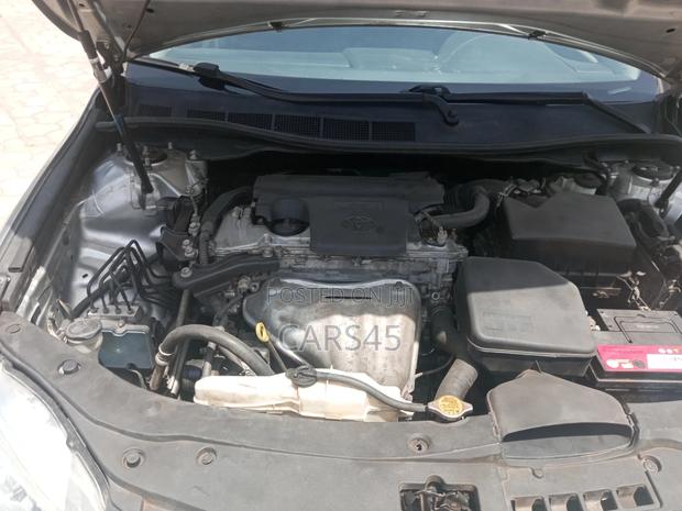 Toyota Camry 2015 Silver