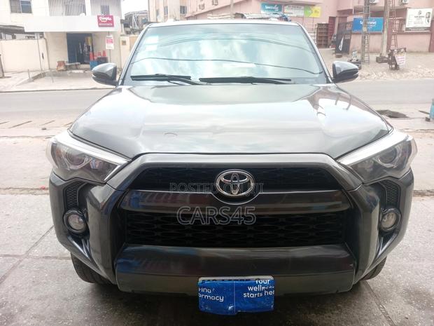 Toyota 4-Runner 2014 Gray