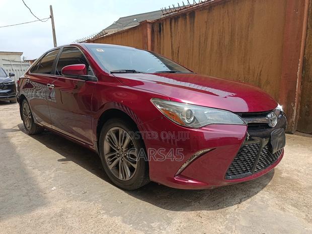 Toyota Camry 2015 Red