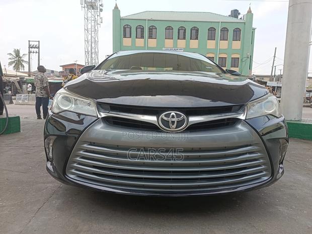 Toyota Camry 2015 Black