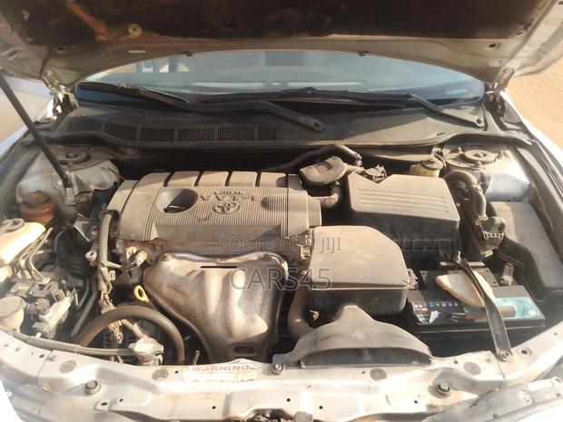 Toyota Camry 2010 Silver