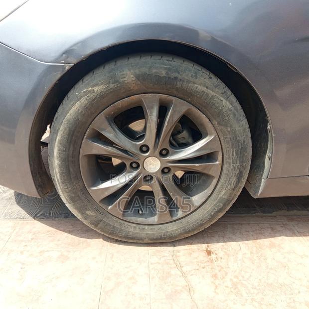 Hyundai Sonata 2012 Gray