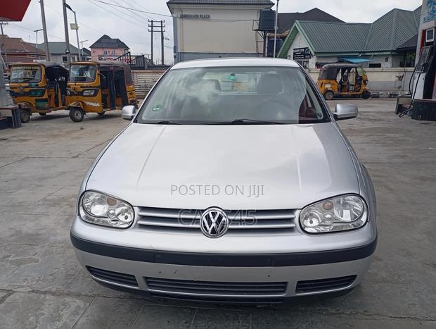 Volkswagen Golf 2001 Silver