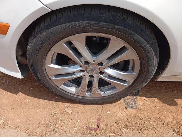 Mercedes-Benz C300 2012 White