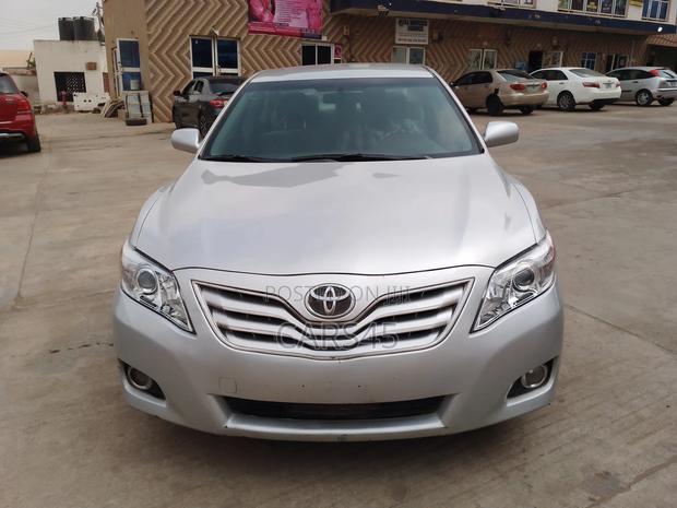 Toyota Camry 2011 Silver