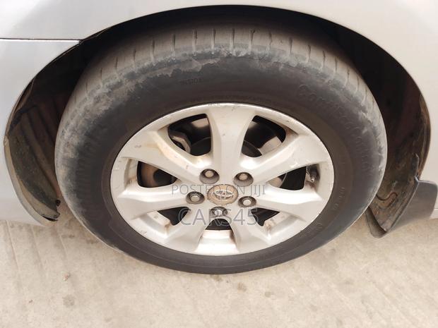 Toyota Camry 2011 Silver