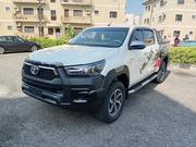 Toyota Hilux 2020 White for sale