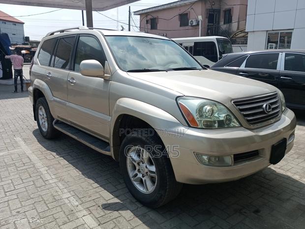 Lexus GX 2005 Gold