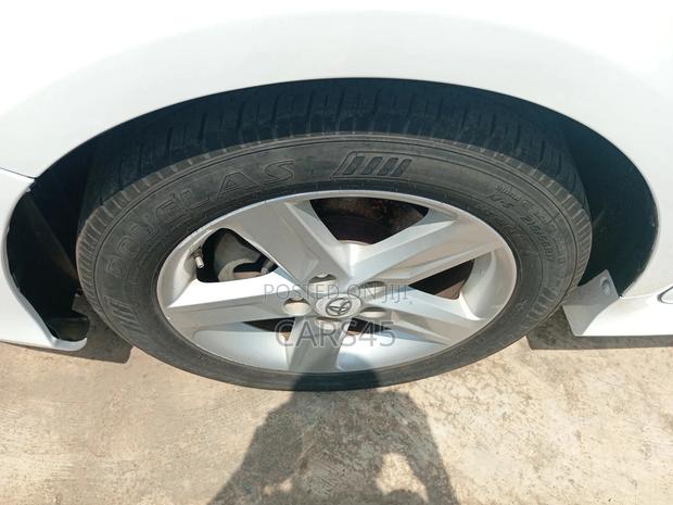 Toyota Camry 2013 White