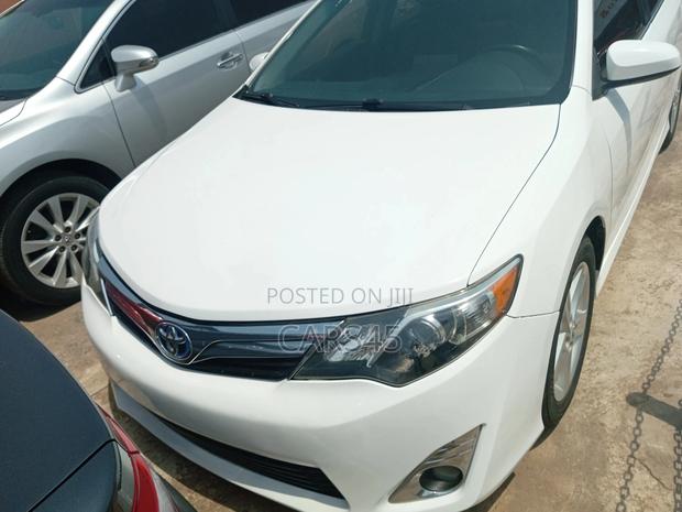 Toyota Camry 2013 White
