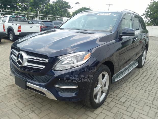 Mercedes-Benz GLE-Class 2017 Blue
