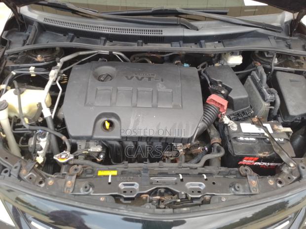 Toyota Corolla 2013 Black