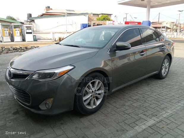 Toyota Avalon Limited 4dr Sedan (3.5L 6cyl 6A) 2013 Green